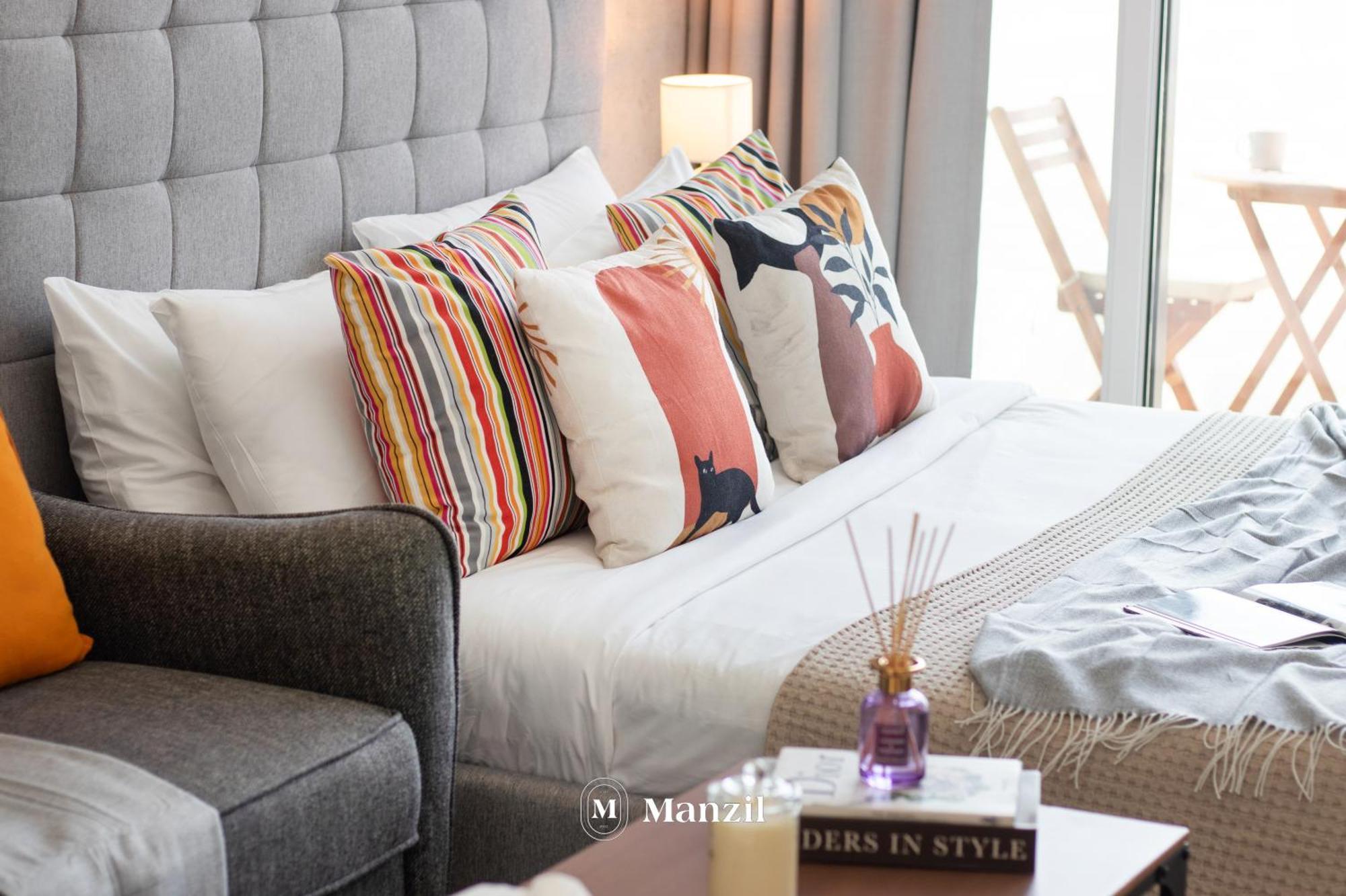 Manzil - Stylish Living In Jvc, City Views And Pool Дубай Екстериор снимка