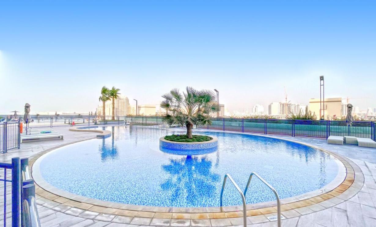 Manzil - Stylish Living In Jvc, City Views And Pool Дубай Екстериор снимка